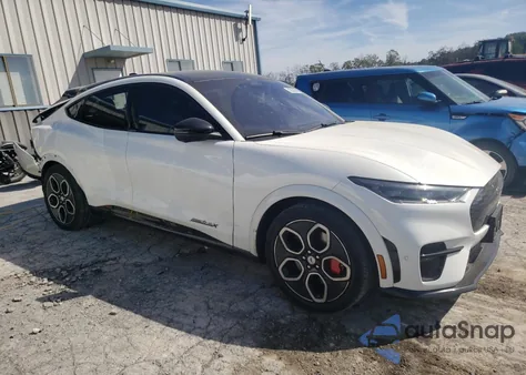 2022 Ford Mustang Mach-E Gt z USA, uszkodzony, nr VIN 3FMTK4SE8NMA26482